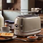 Ariete Tostapane Vintage 2 fette 155 con pinze 810 Watt Linea Vintage Beige - immagine 2